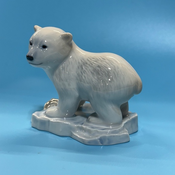 Bing & Grondahl Porcelain Polar Bear Ltd Edition 0032/5000 Figure of the Year - Picture 9 of 10